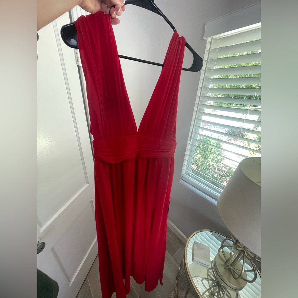 Lulu’s pleated red maxi dress. Still has tags. Size M. $65 OBO.